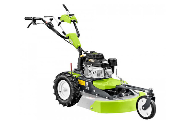 location-debroussaillage-debroussailleuse-conducteur-marchant-orec