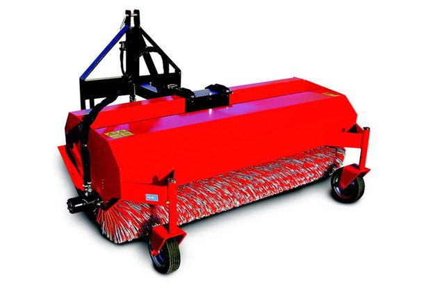 materiel-agricole-fendeuse-buches-balayeuse-lerin-servimac